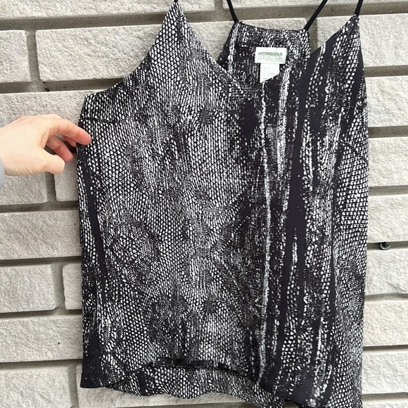 H&M Conscious Collection Racerback TankTop Sz 6 - Picture 4 of 7